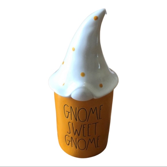 Rae Dunn gnome sweet gnome candle with hat - Picture 2 of 9